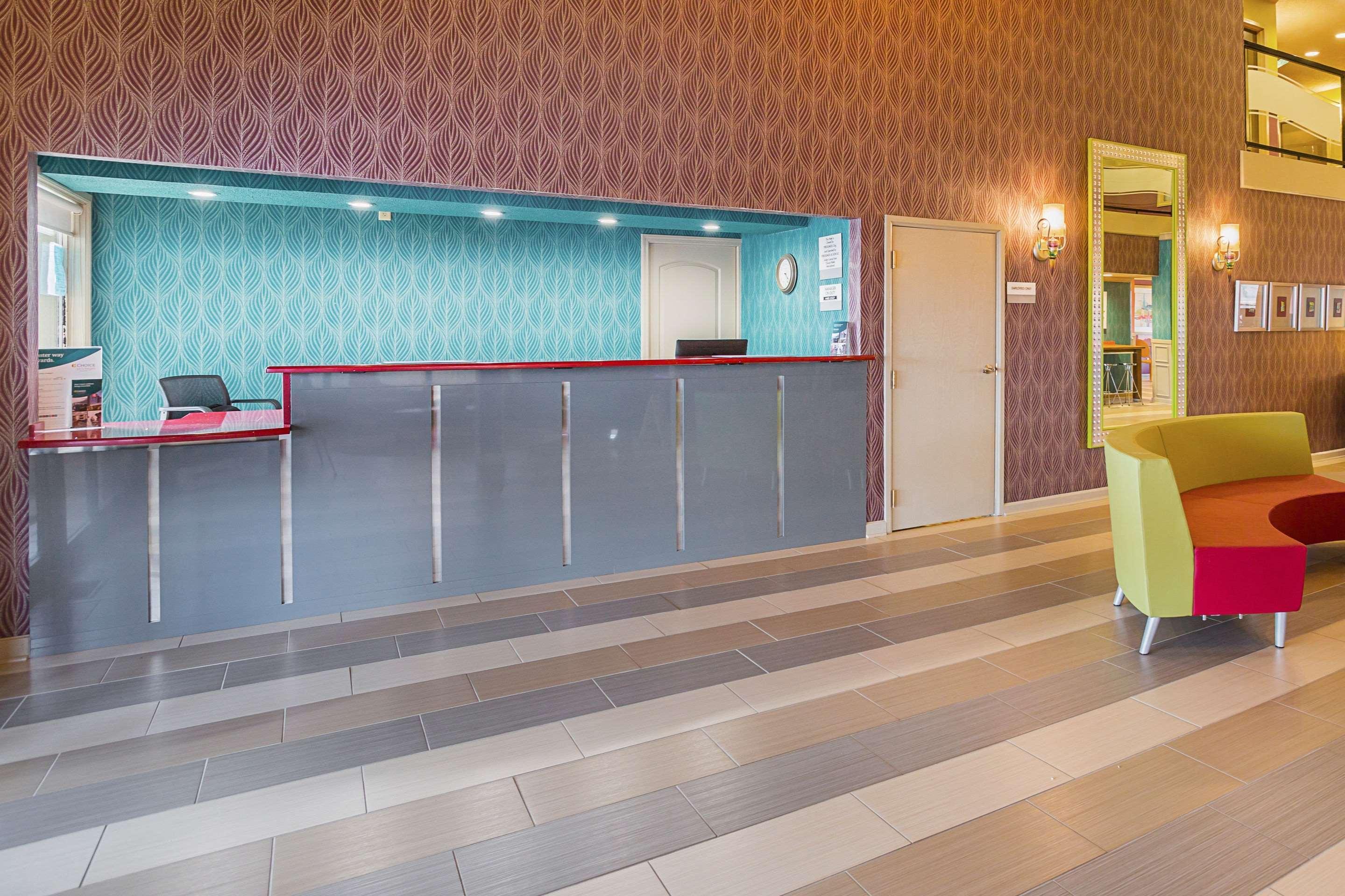 Clarion Inn & Suites Evansville Kültér fotó